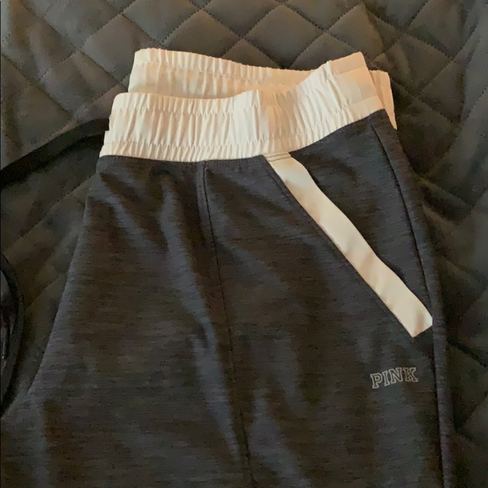 PINK VS Leggings NWOT